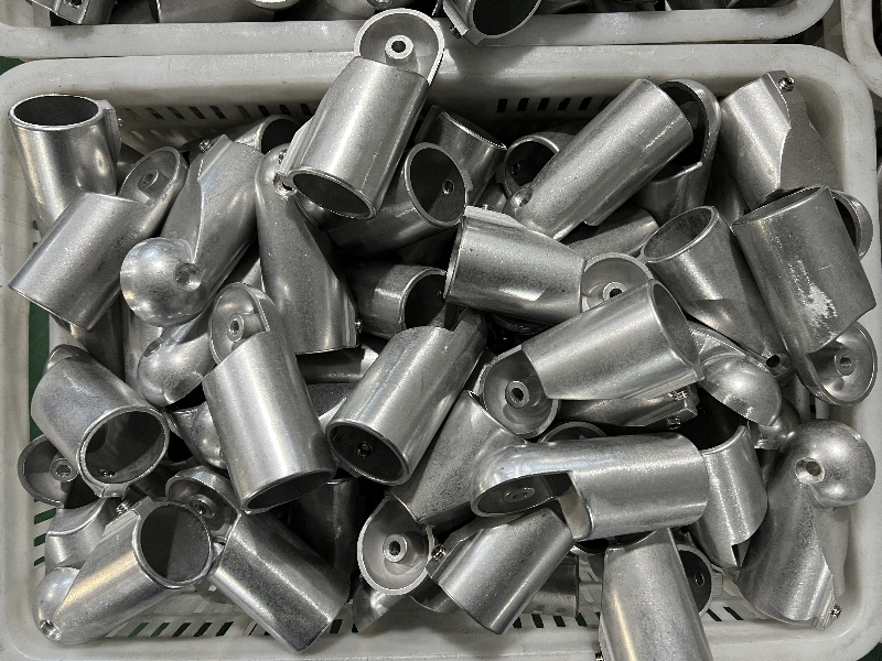 Junta móvil de aluminio